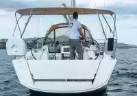 парусная лодка Дуфоур 350 ГЛ Olbia Италия