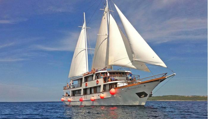 Премиум круизное судно Антонела М.В.