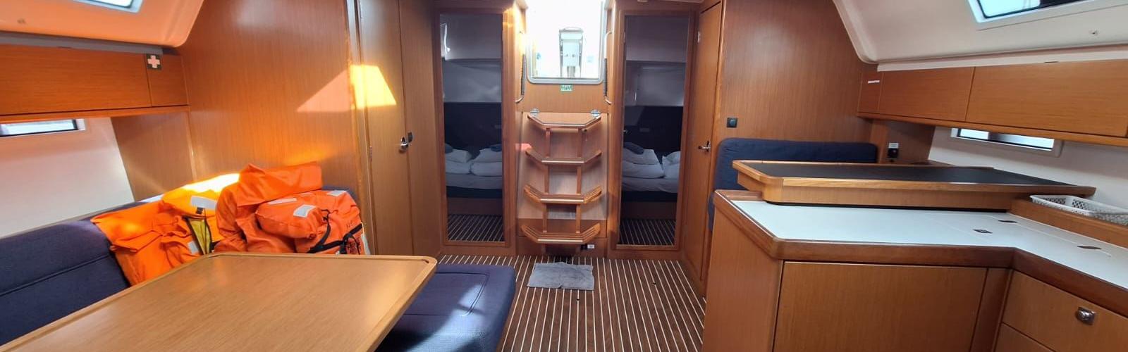 2020. Bavaria Cruiser 51