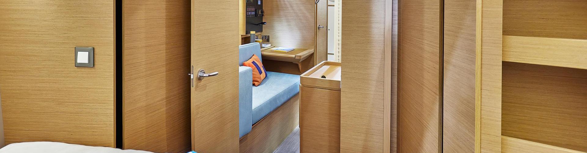 парусная лодка Sun Odyssey 380