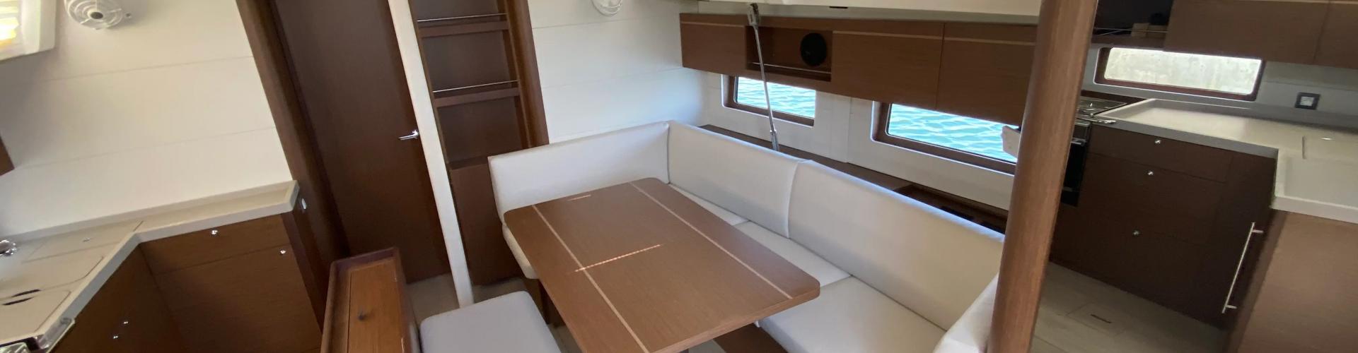 2020. Oceanis 46.1