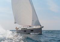 парусная лодка Оцеанис 38 LEFKAS Греция