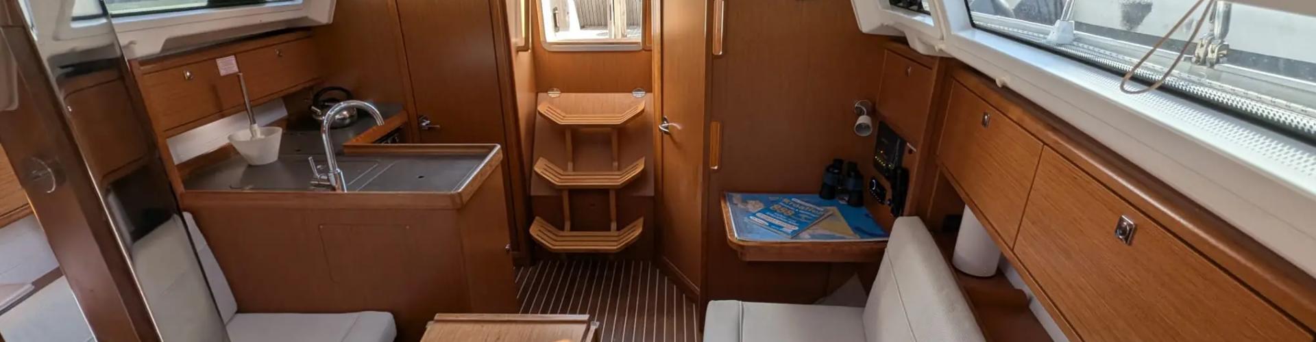 2018. Bavaria Cruiser 34