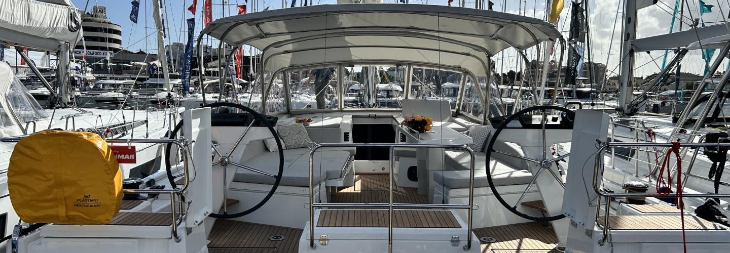 Oceanis 52