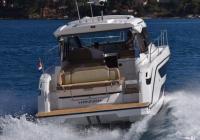 моторная лодка Bavaria SR38 Hard Top Trogir Хорватия