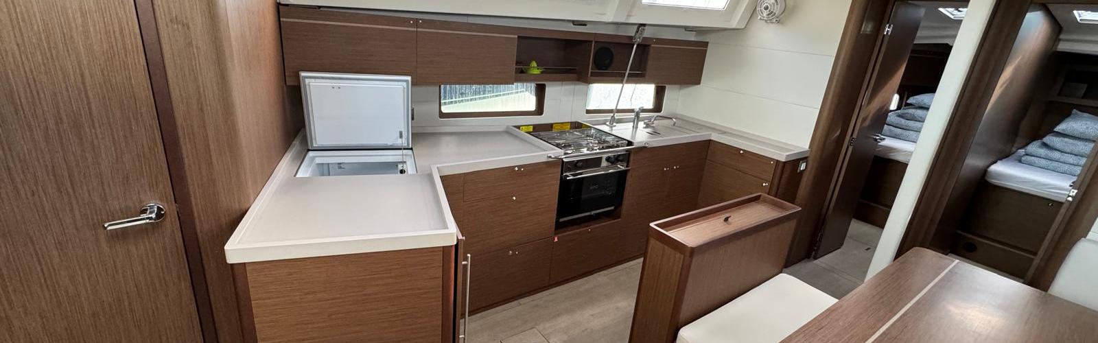 2024. Oceanis 46.1