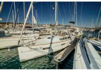 парусная лодка Оцеанис 38 Šibenik Хорватия